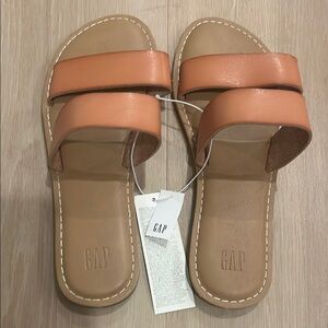 GAP Women's Tan Sandals